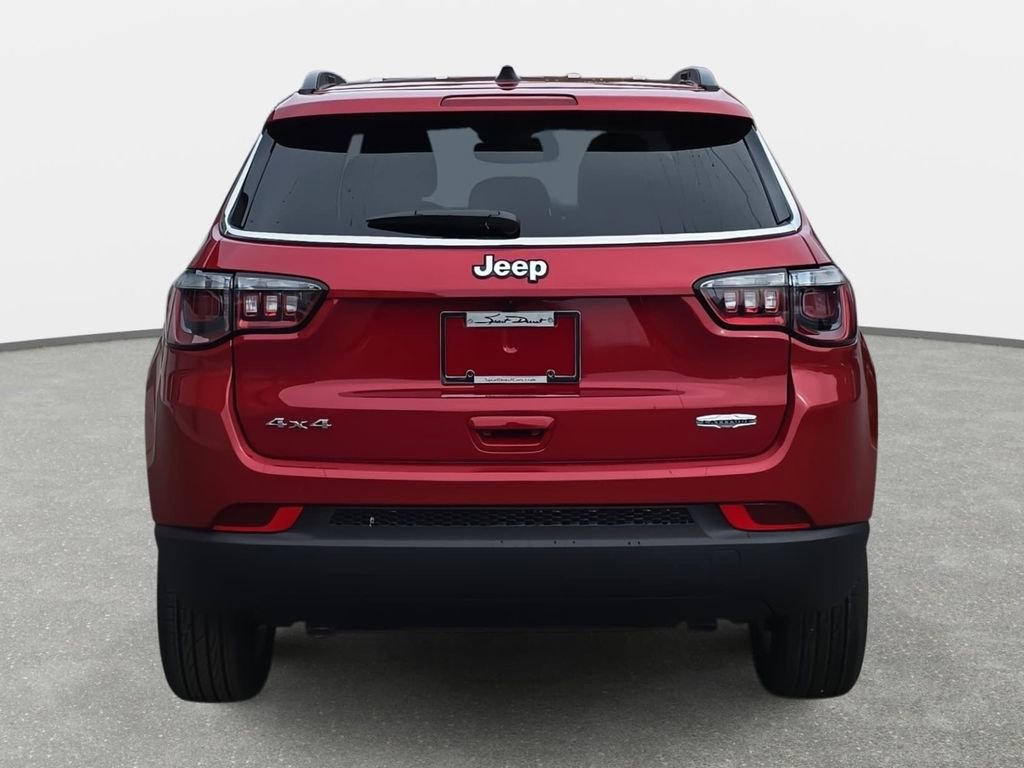 New 2026 Jeep Compass Latitude image 6