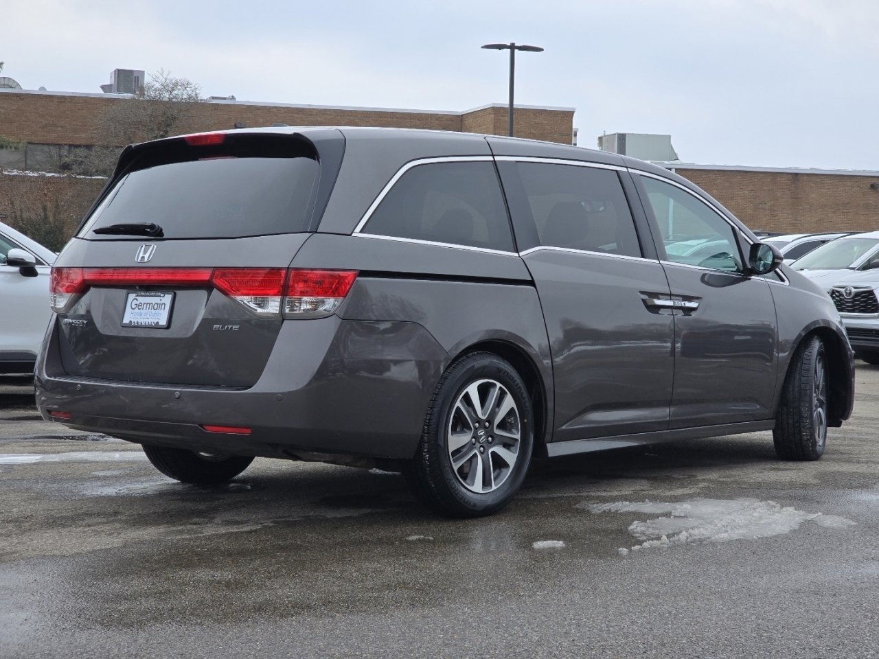 Used 2015 Honda Odyssey Touring Elite image 23