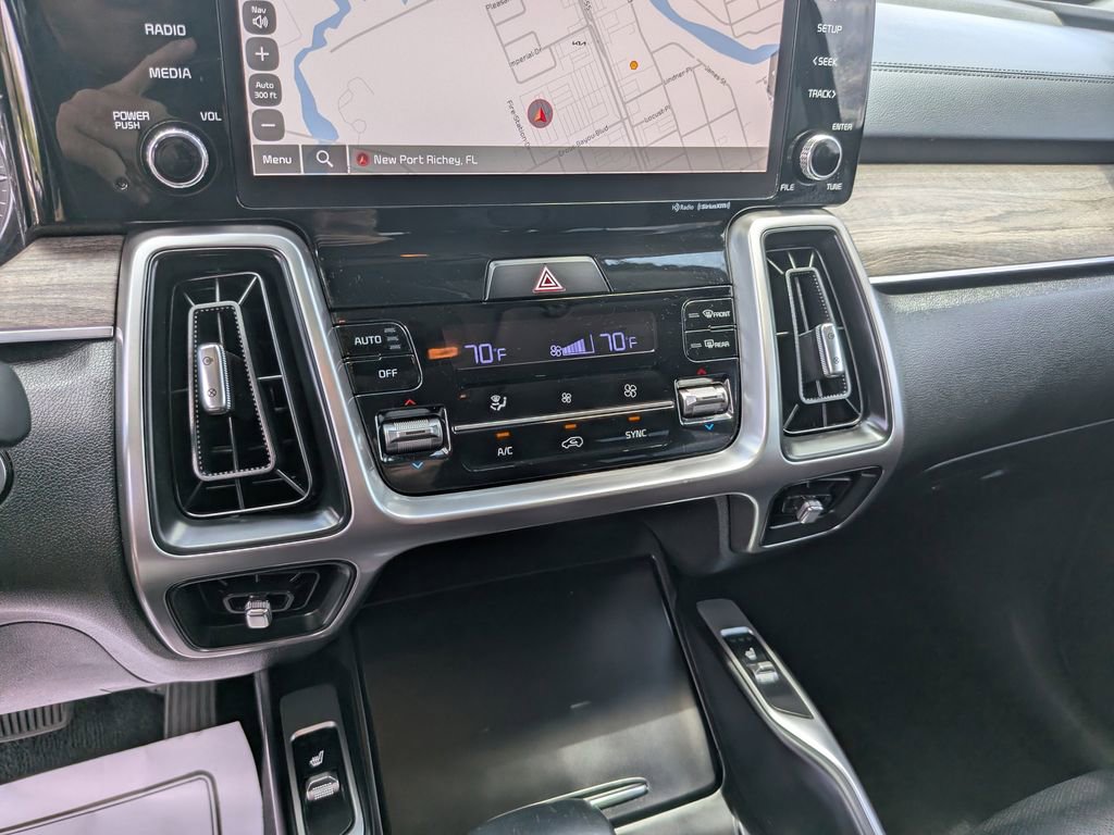 Certified 2023 Kia Sorento EX FWD image 26