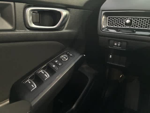 Used 2025 Honda Civic Sport image 39