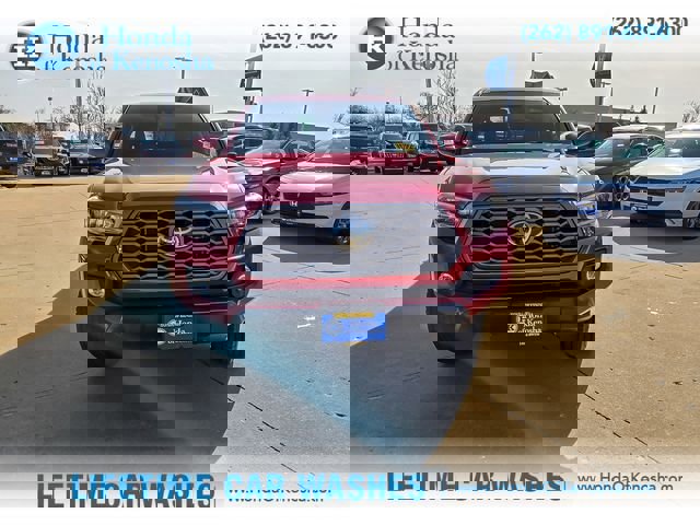 Used 2022 Toyota Tacoma TRD Off-Road w/ Technology Package image 7