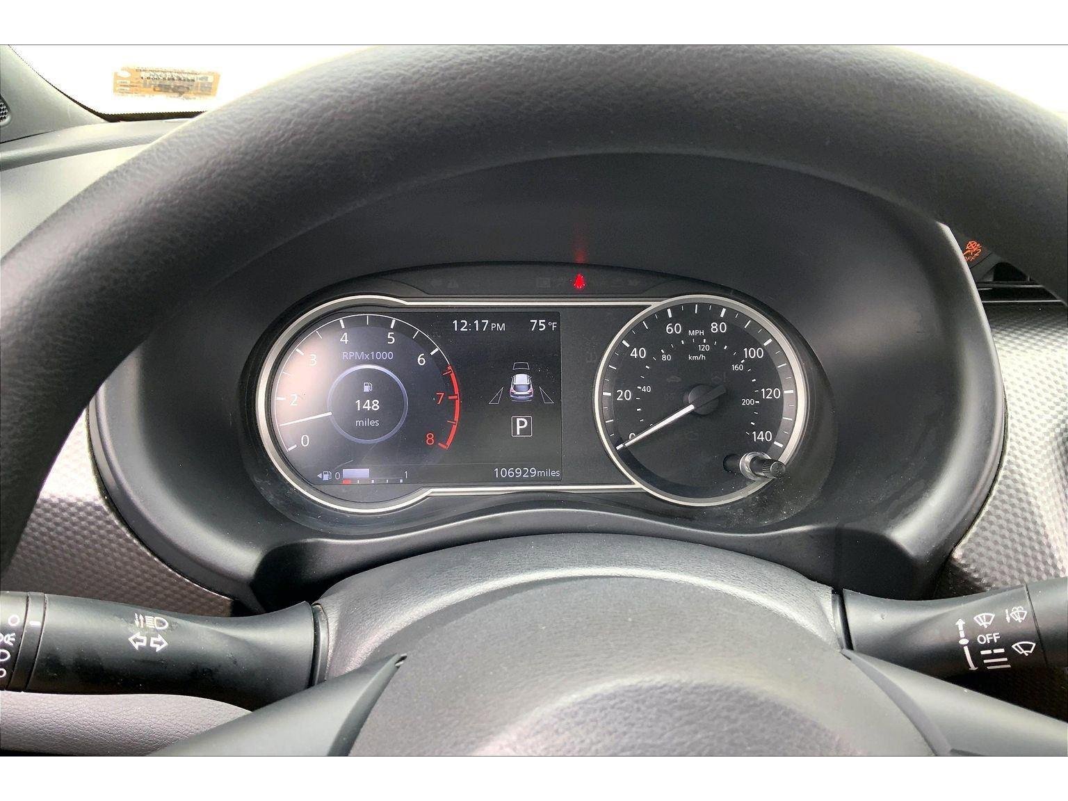 Used 2018 Nissan Kicks SV image 18