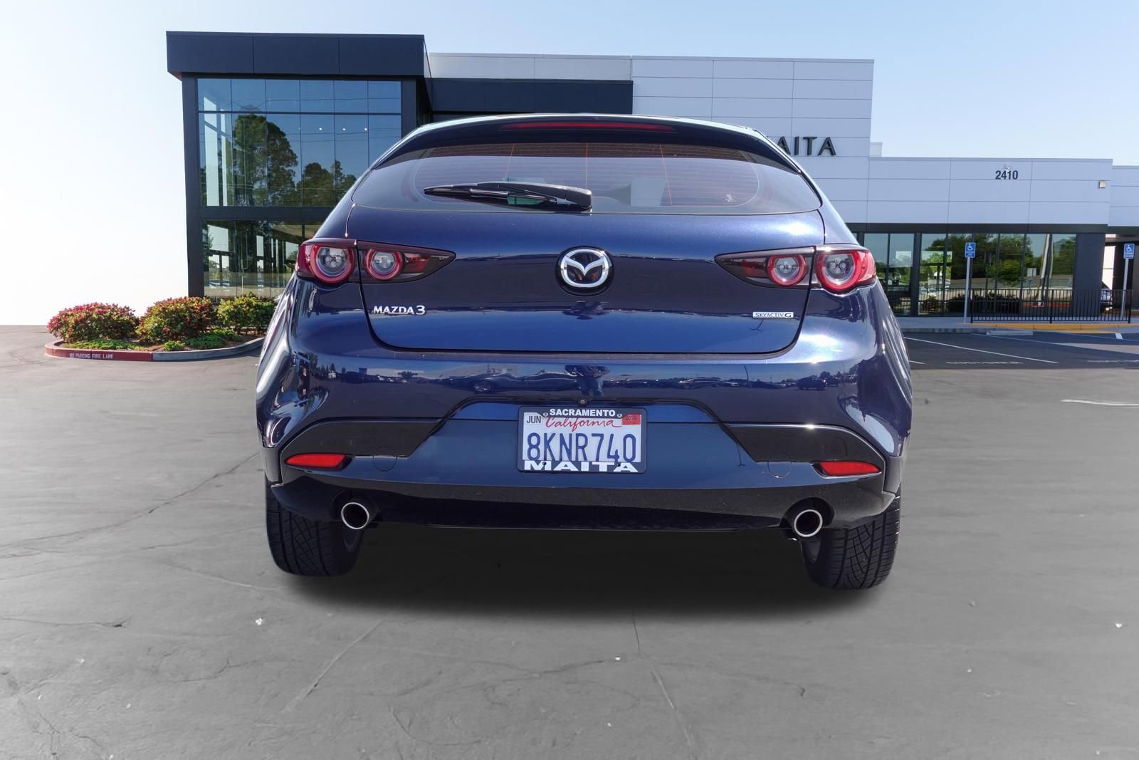 Used 2019 MAZDA MAZDA3 Hatchback FWD image 4