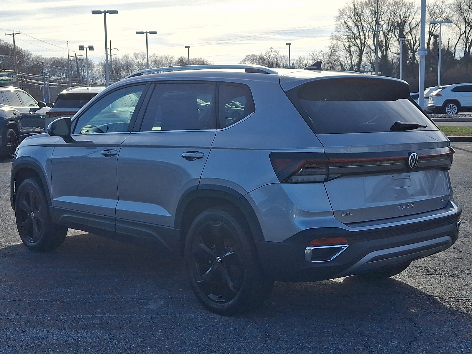 New 2026 Volkswagen Taos SEL AWD/4WD image 4
