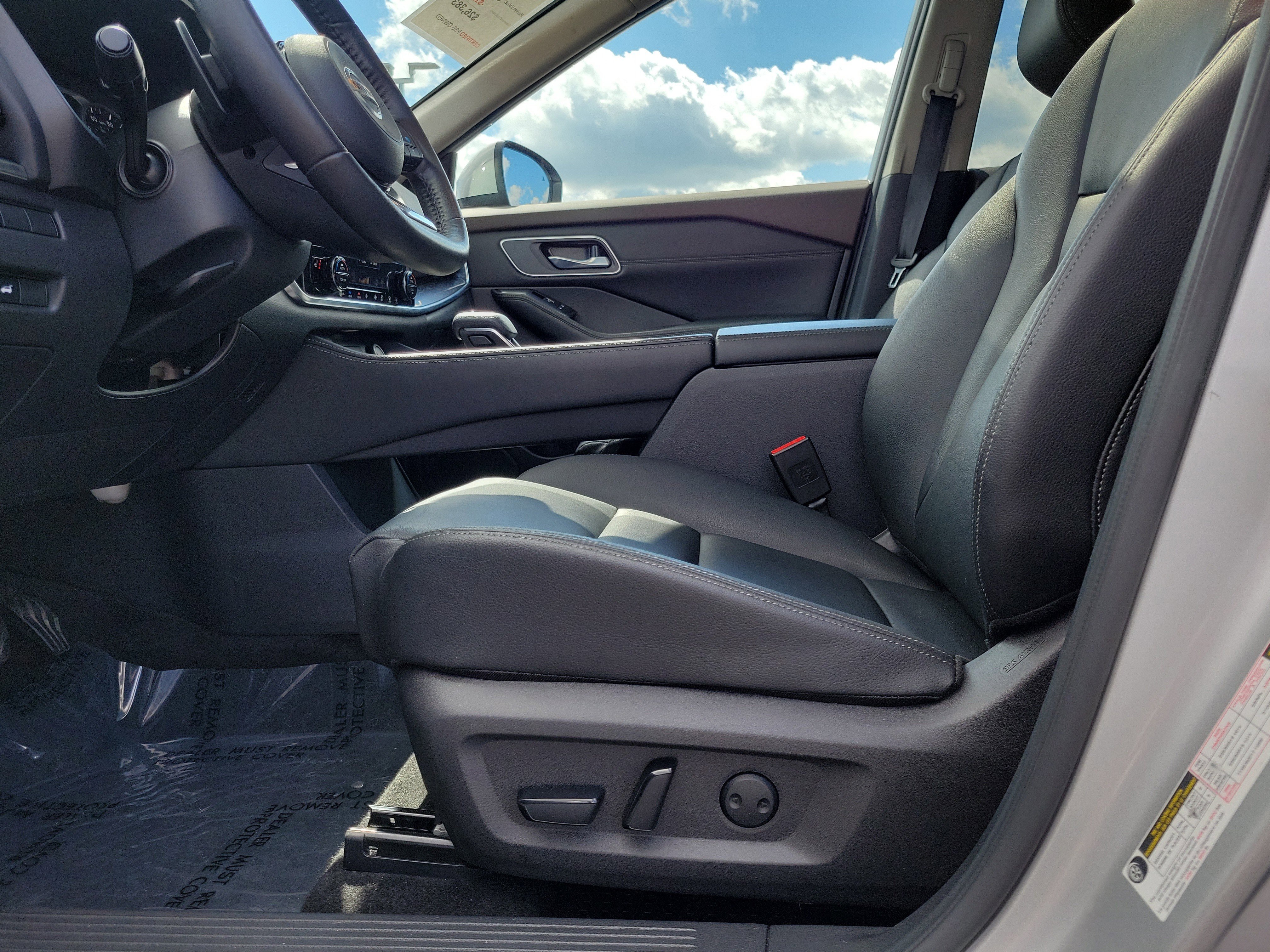 Certified 2021 Nissan Rogue SL w/ Premium Package image 16