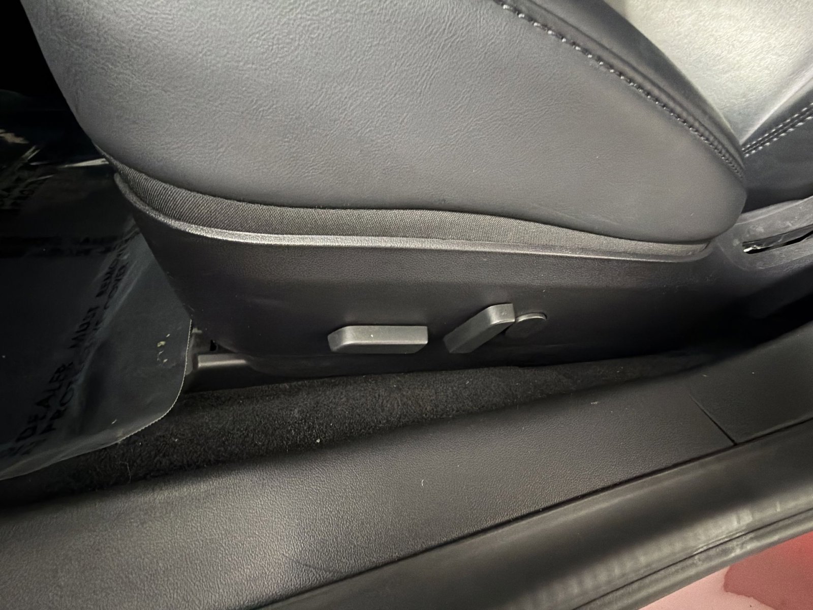 Used 2020 Tesla Model 3 Standard Range Plus image 14