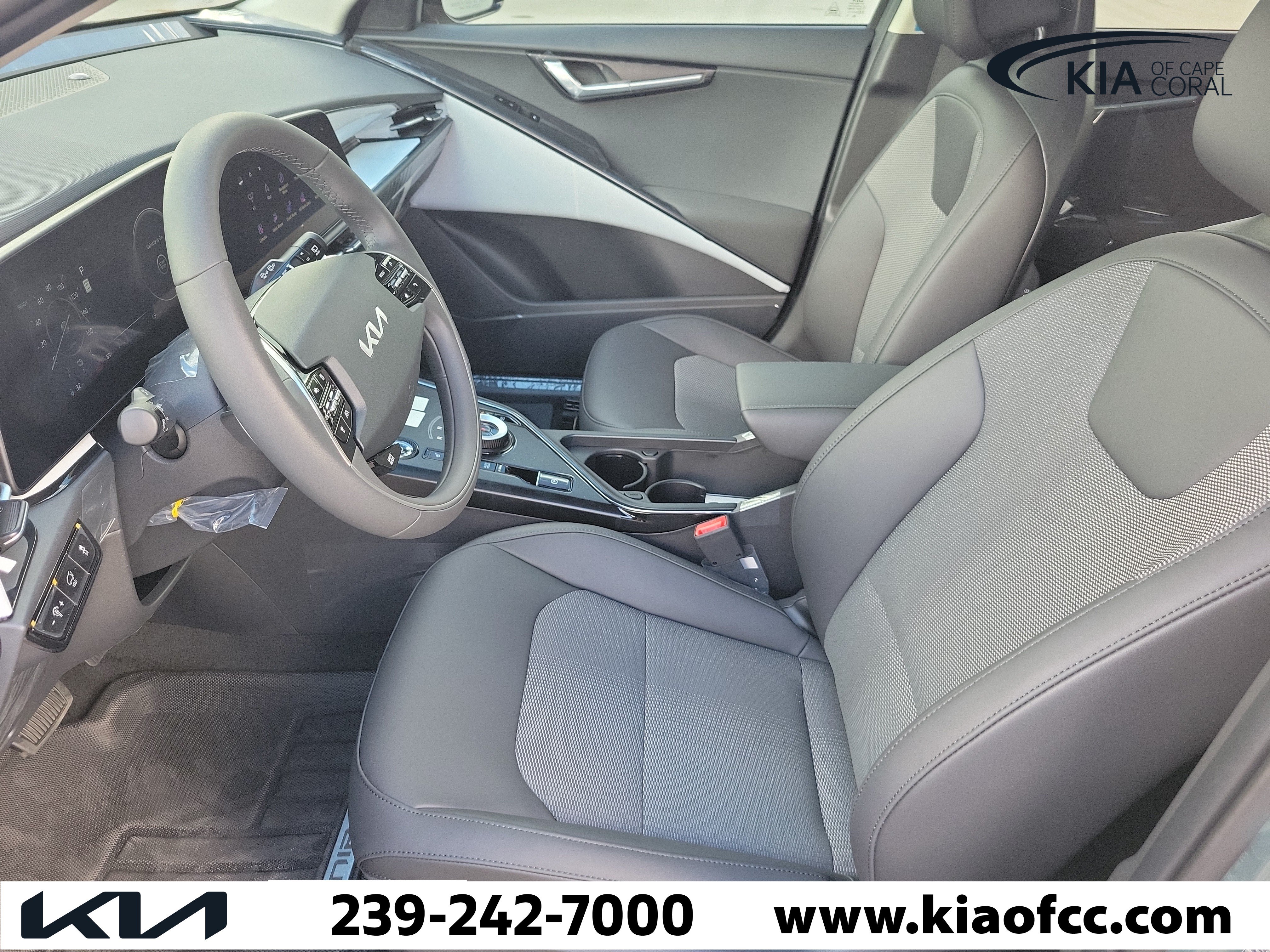 New 2026 Kia Niro Wind FWD image 22
