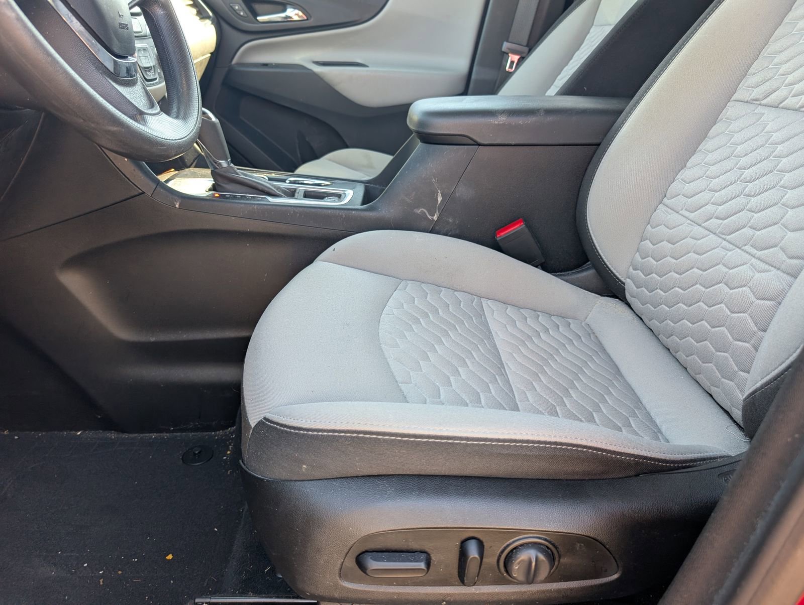 Used 2021 Chevrolet Equinox LT image 7