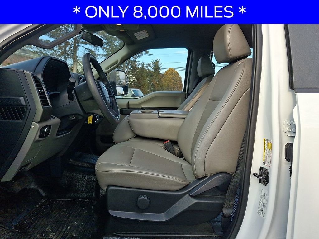 Used 2022 Ford F250 XL w/ Snow Plow/Camper Package image 13