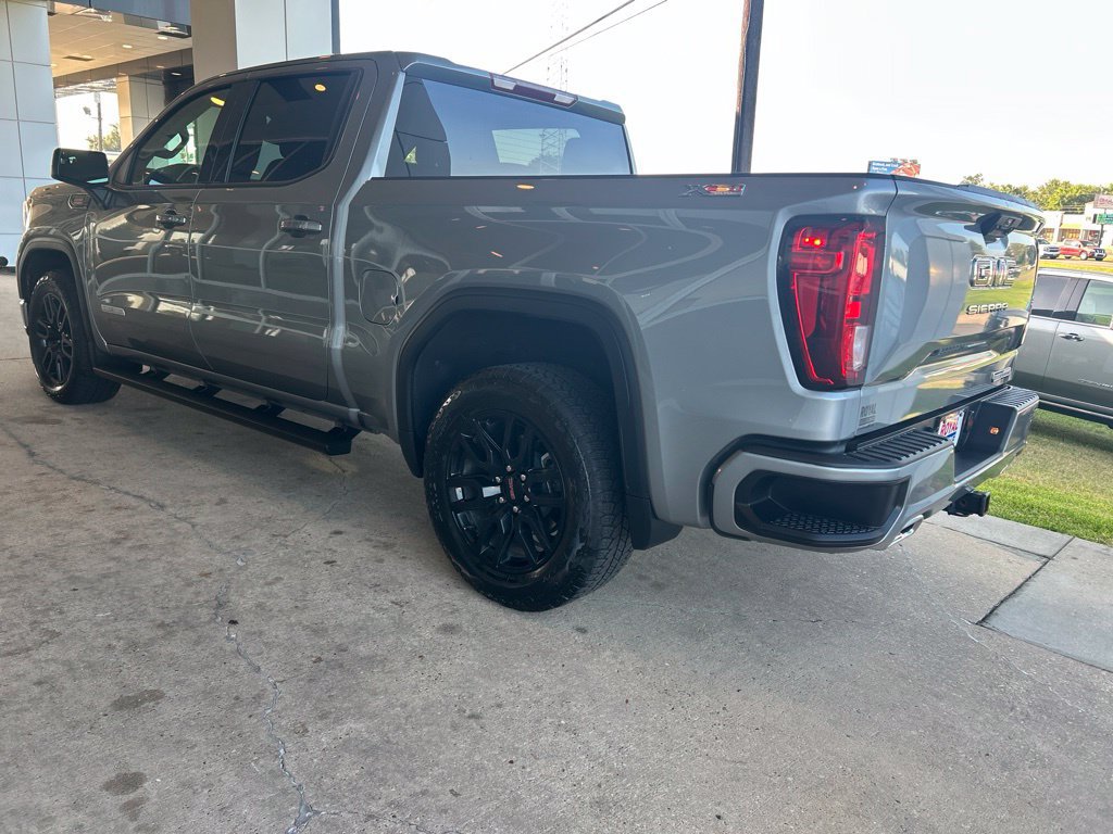 Used 2025 GMC Sierra 1500 Elevation w/ X31 Off-Road Package AWD/4WD image 5