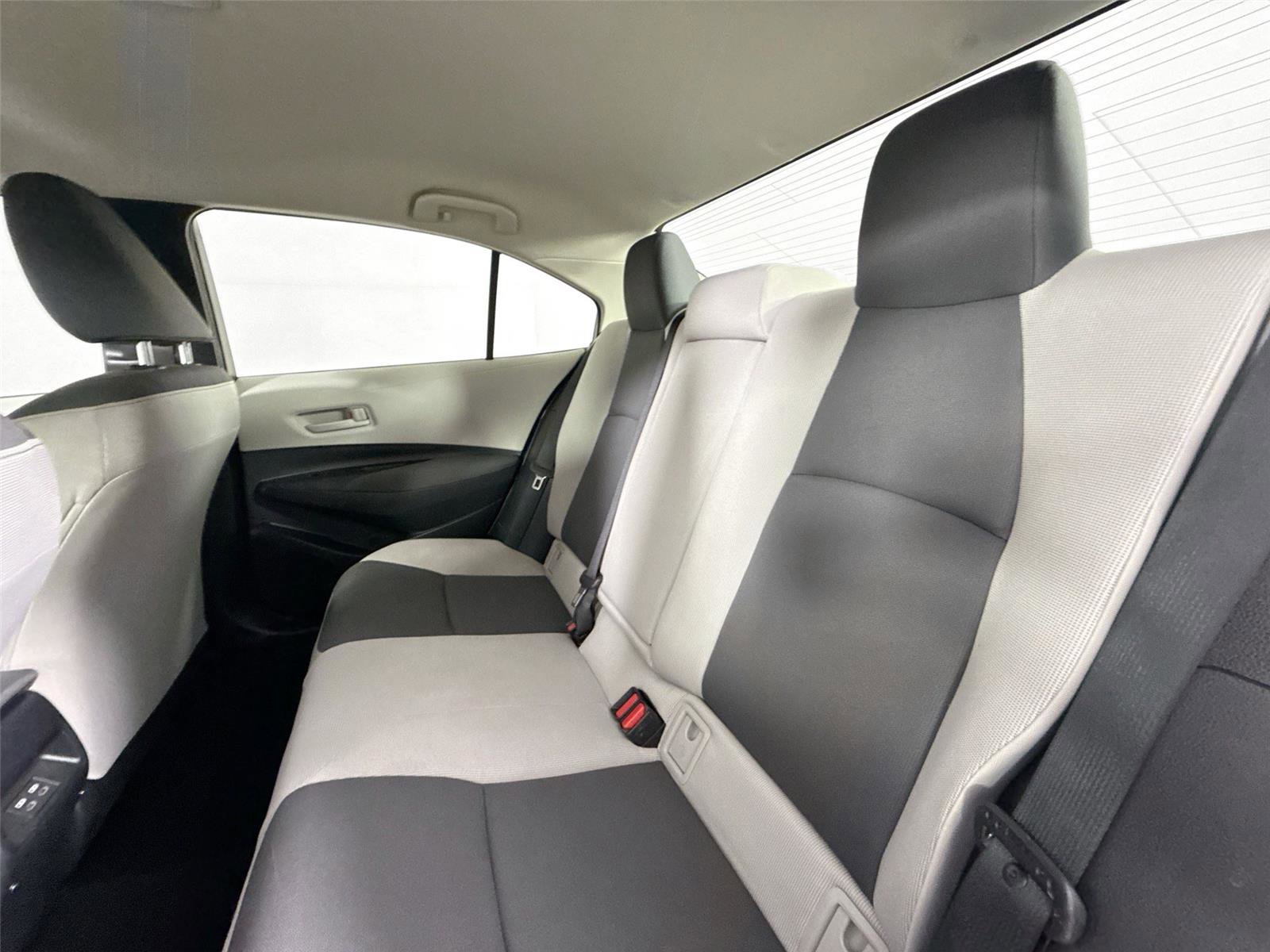 Certified 2024 Toyota Corolla LE image 27