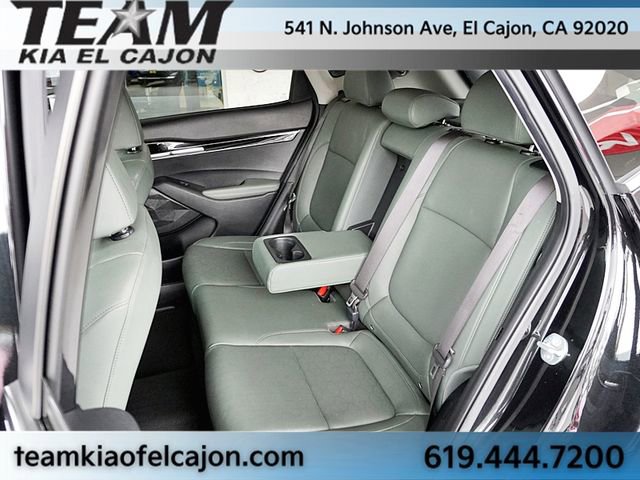 Certified 2024 Kia Seltos SX w/ SX Sunroof Package AWD/4WD image 17