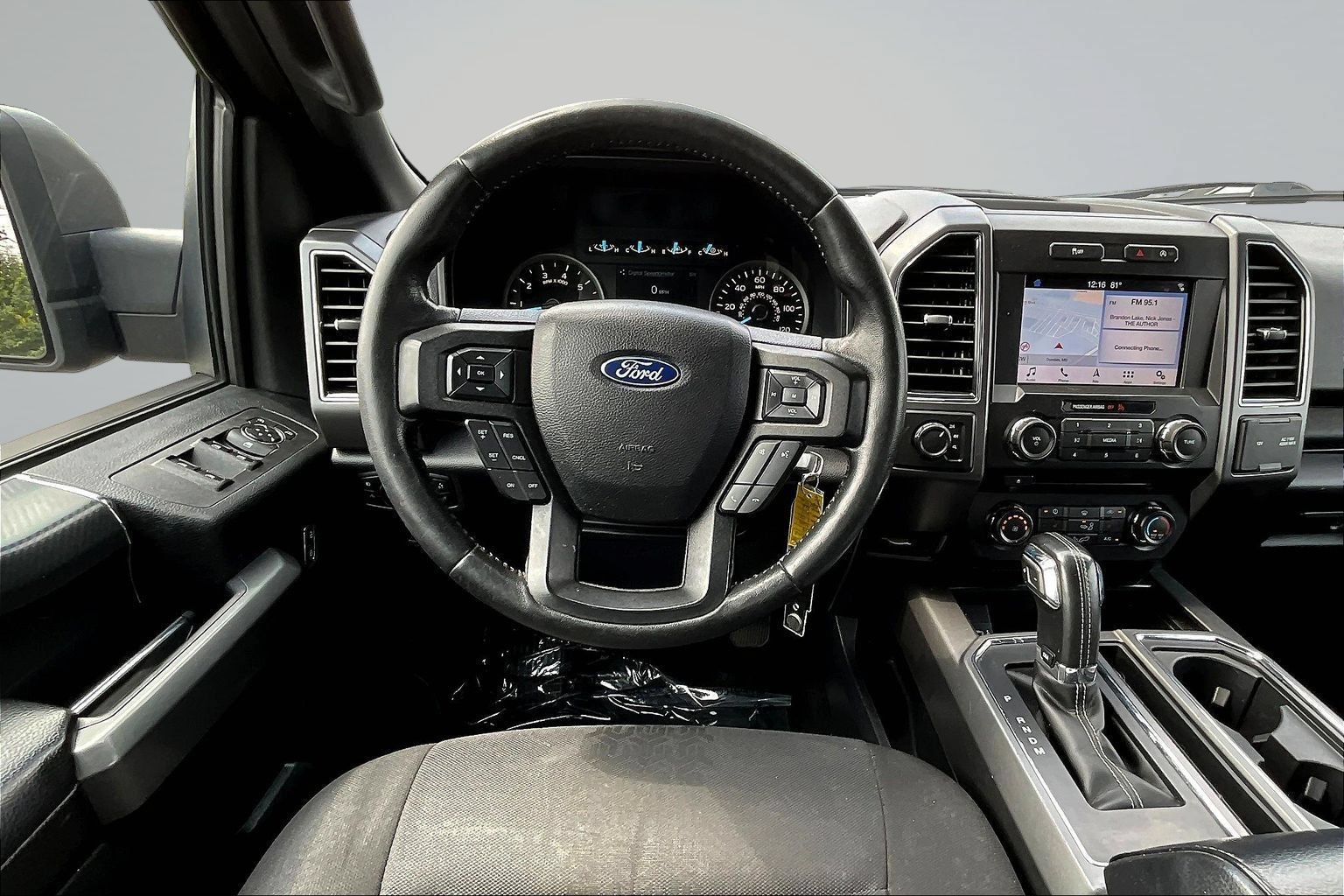 Used 2018 Ford F150 XLT w/ Equipment Group 302A Luxury AWD/4WD image 8