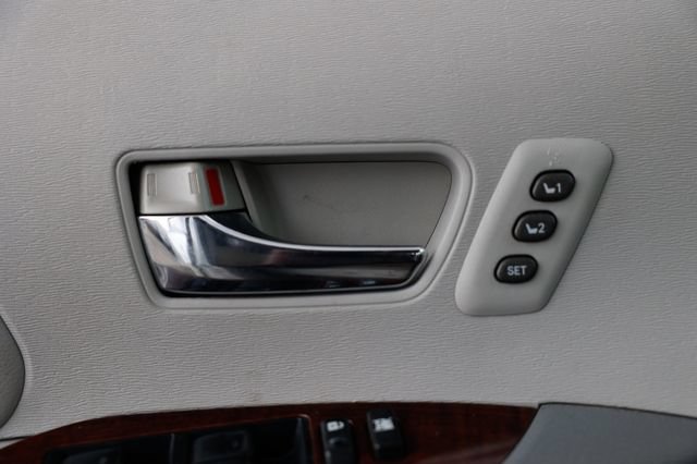 Used 2014 Toyota Sienna Limited w/ Limited Premium Package AWD/4WD image 54