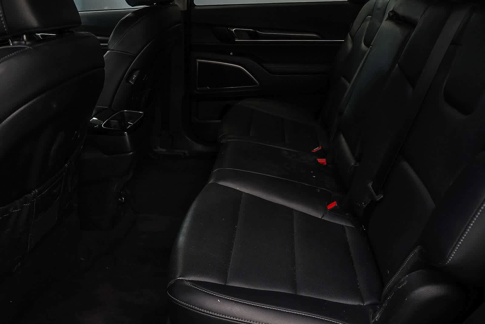 Used 2024 Kia Telluride LX FWD image 21