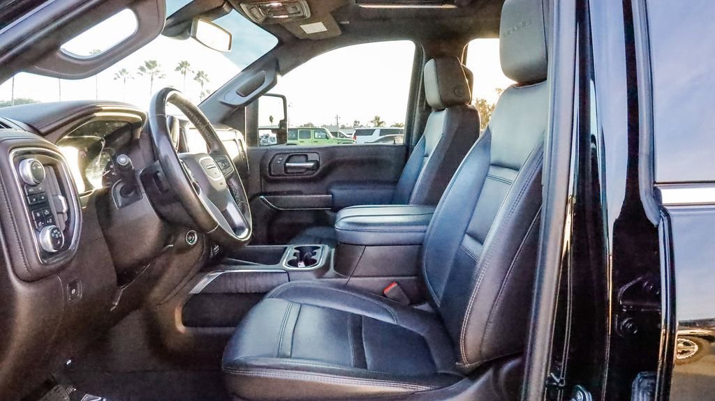 Used 2023 GMC Sierra 2500 Denali image 19