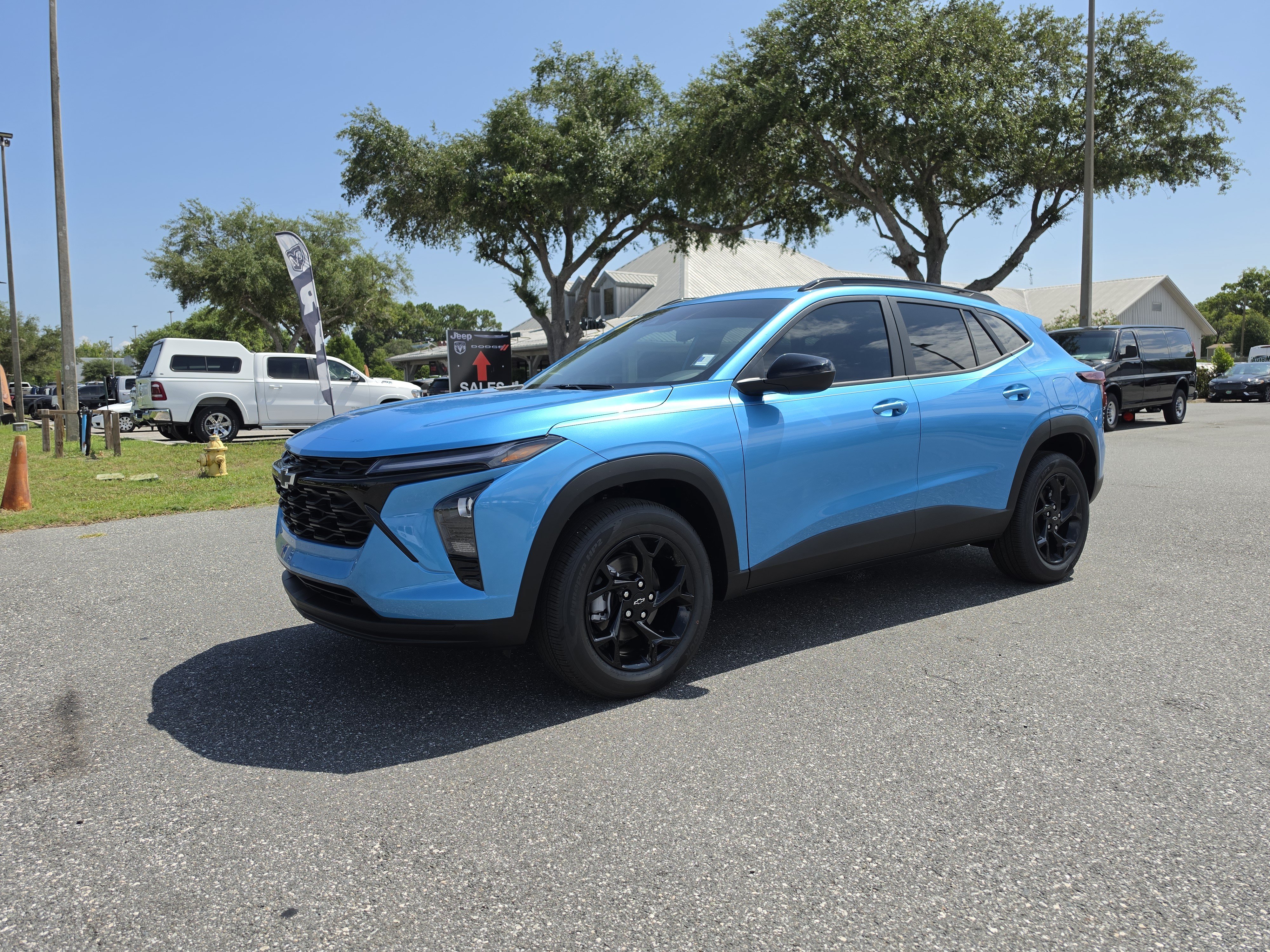 New 2026 Chevrolet Trax LT w/ Sunroof Package FWD image 10