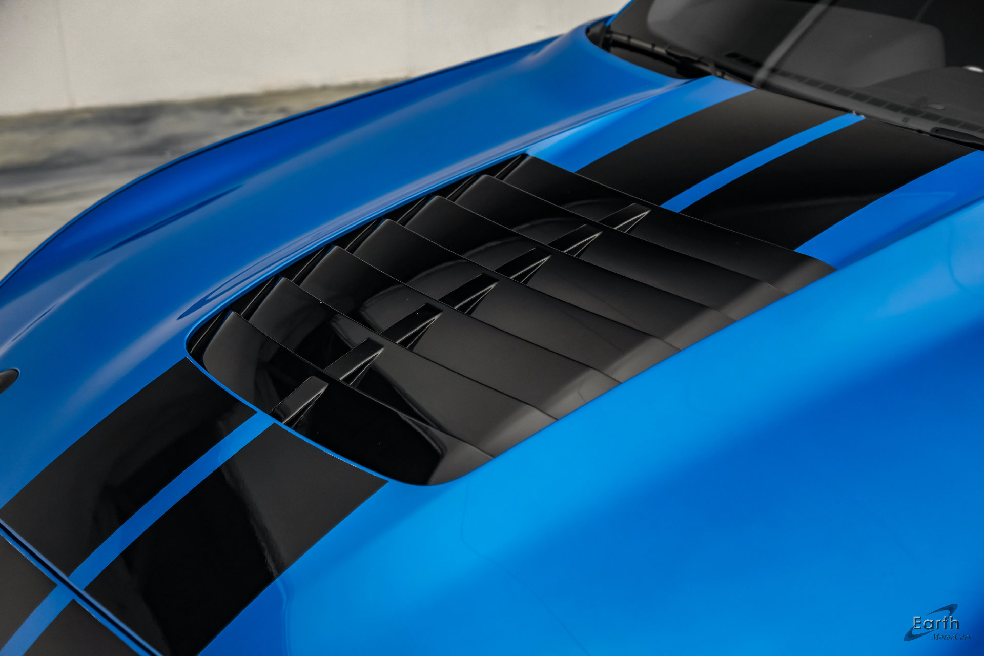 Used 2021 Ford Mustang Shelby GT500 w/ Carbon Fiber Track Pack RWD image 39