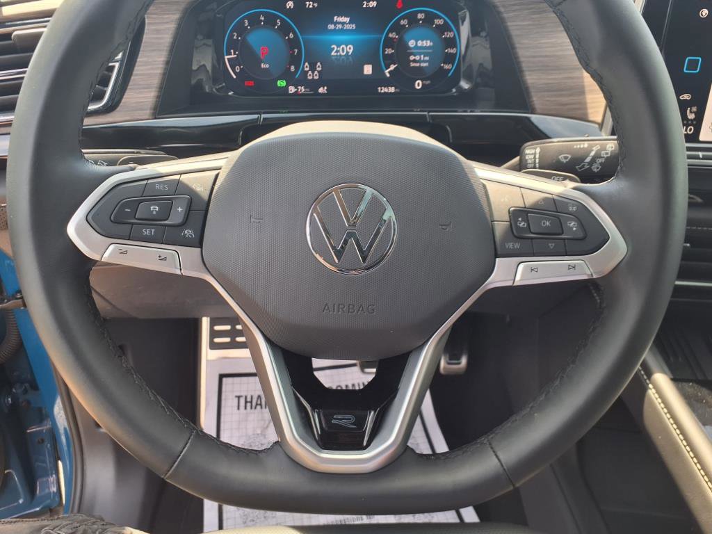 Certified 2025 Volkswagen Atlas SEL Premium R-Line image 13