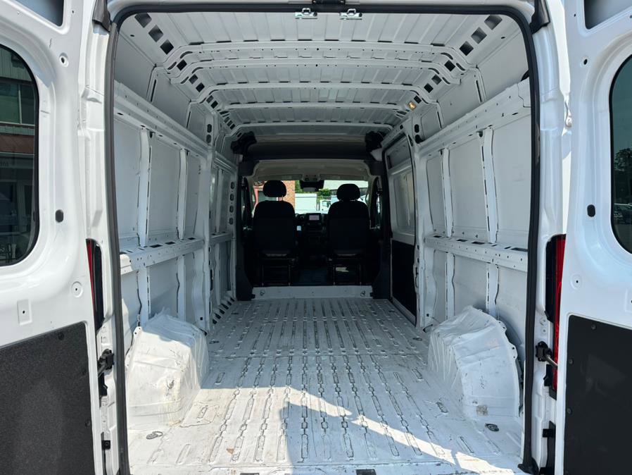 Used 2023 RAM ProMaster 2500 image 23
