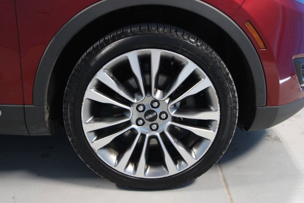 Used 2016 Lincoln MKX Reserve w/ Driver Assistance Package image 35
