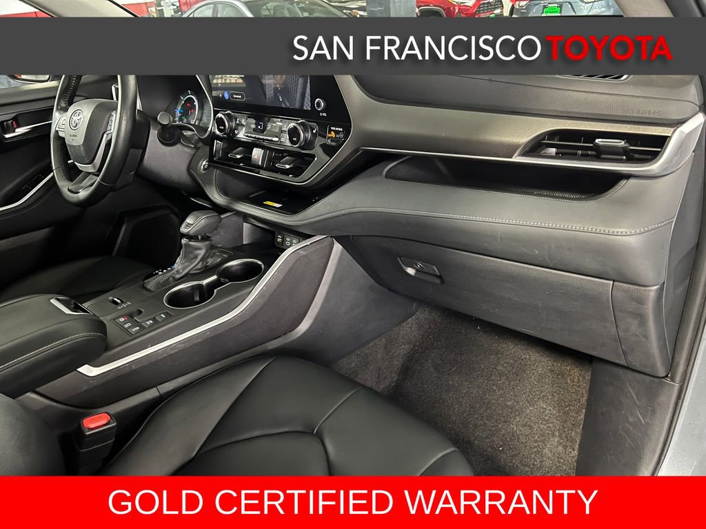 Certified 2024 Toyota Highlander XLE AWD/4WD image 24