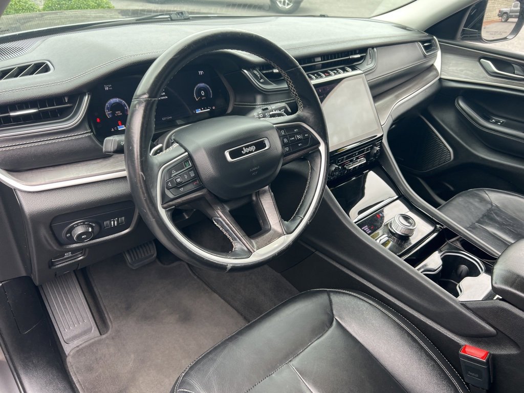 Used 2022 Jeep Grand Cherokee L Limited image 2