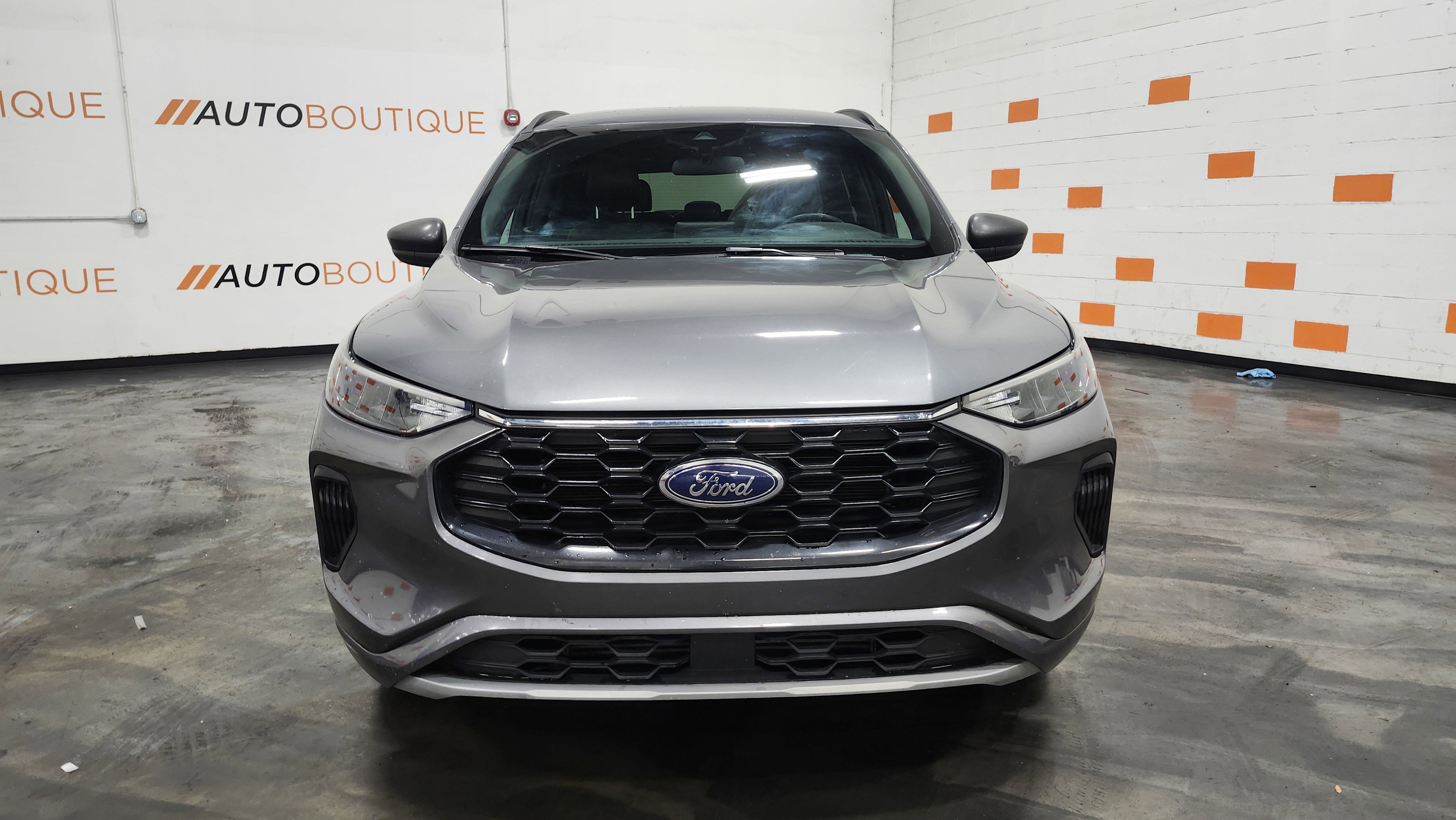 Used 2024 Ford Escape ST-Line w/ Cold Weather Package image 12