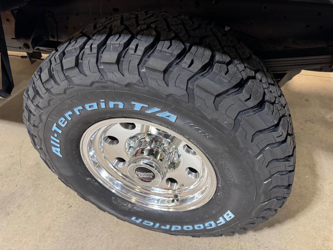 Used 1991 Dodge D/W Truck 250 image 30