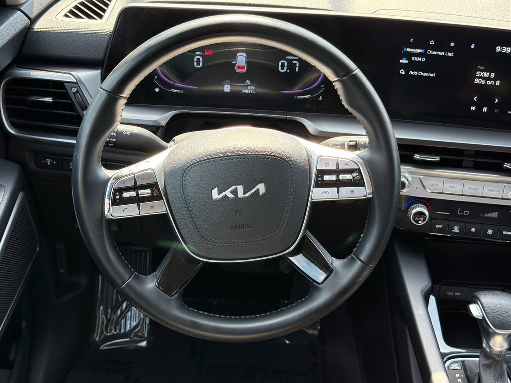 Used 2025 Kia Telluride LX FWD image 24