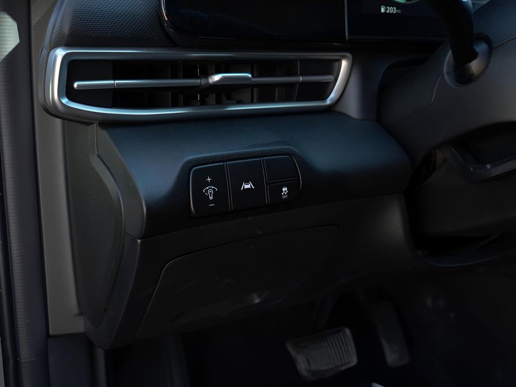 Used 2023 Hyundai Elantra SEL w/ Convenience Package image 24