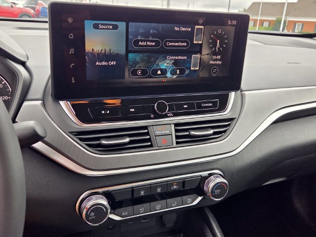 New 2026 Nissan Altima 2.5 SR FWD image 20