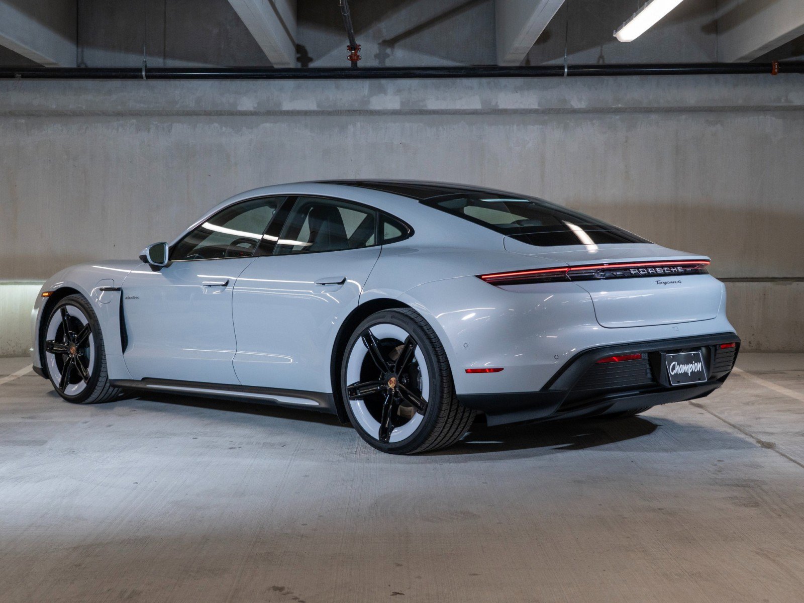 New 2026 Porsche Taycan AWD/4WD image 3