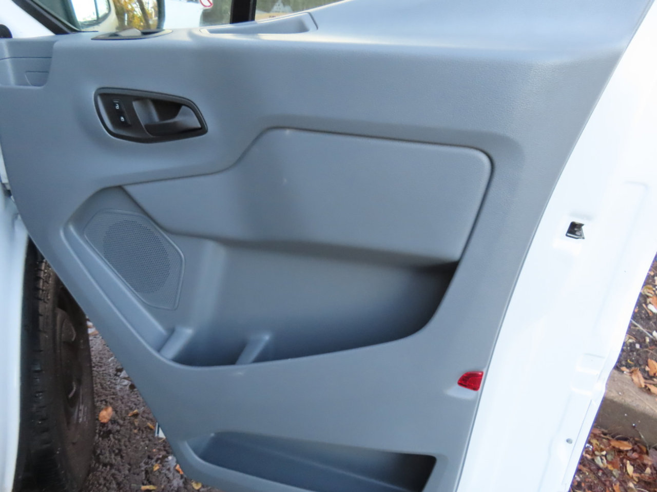 Used 2018 Ford Transit 250 130 Low Roof w/ Exterior Upgrade Package image 20