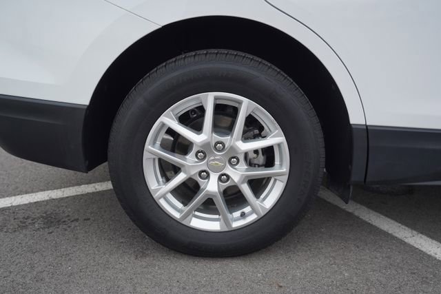 Used 2022 Chevrolet Equinox LT w/ Driver Convenience Package image 41