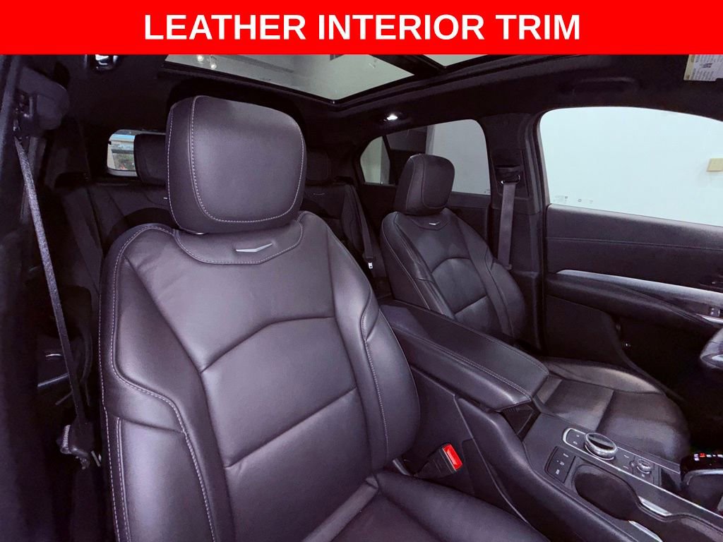 Used 2021 Cadillac XT4 Premium Luxury image 11