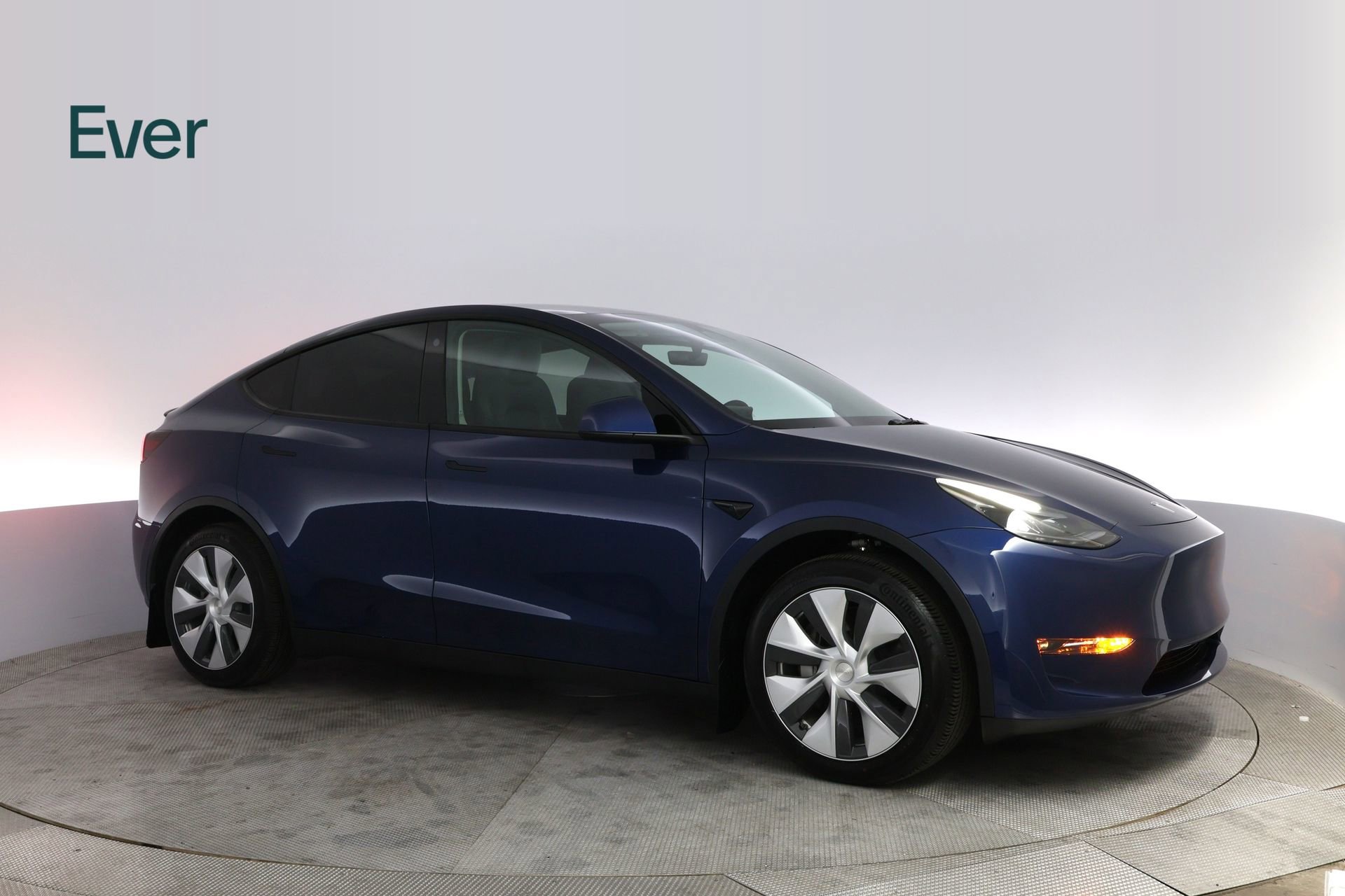Used 2023 Tesla Model Y Long Range image 14