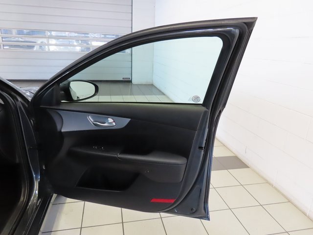 Used 2024 Kia Forte LXS image 23