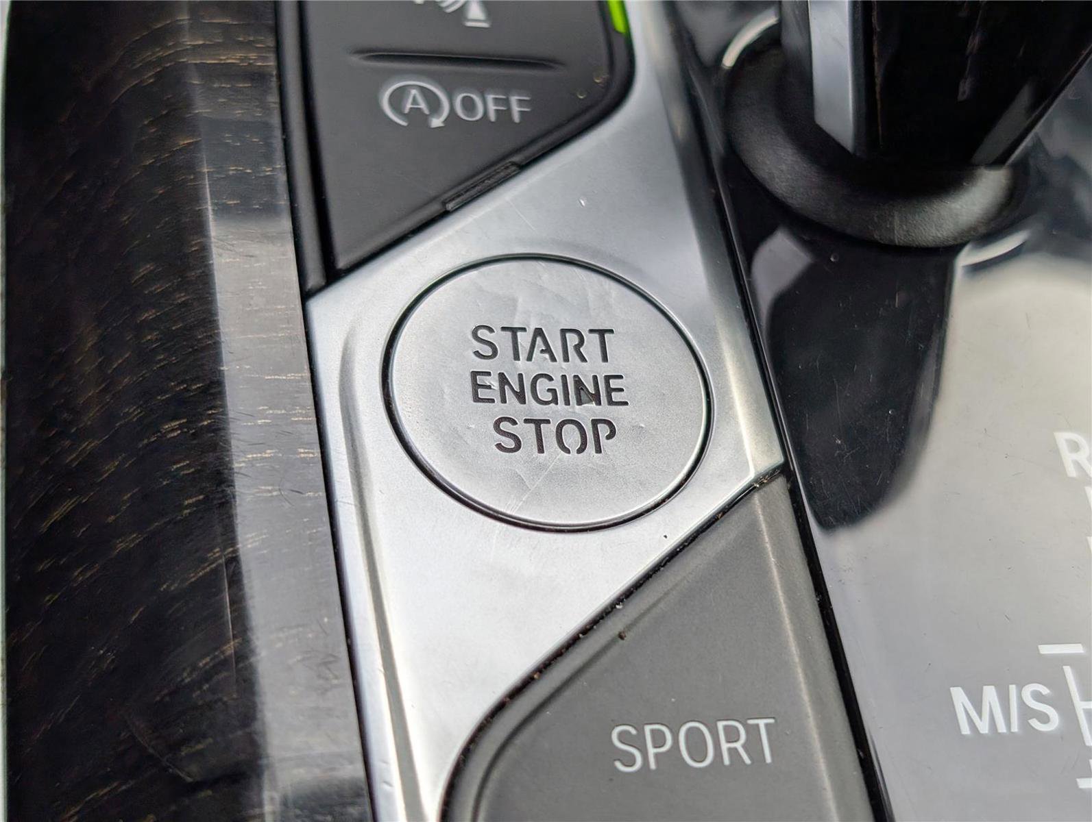 Used 2020 BMW 330i 330i w/ Premium Package image 25