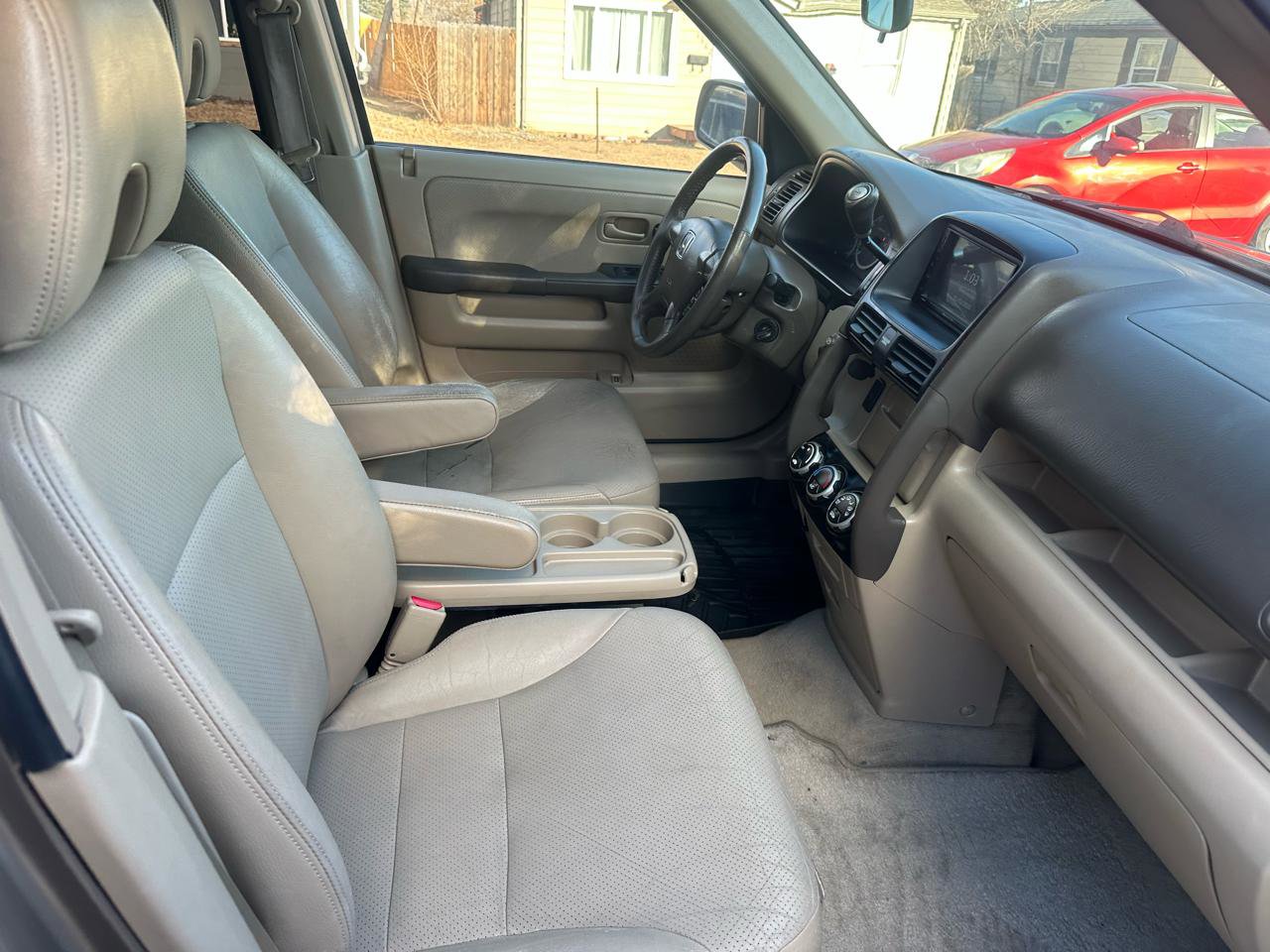 Used 2005 Honda CR-V EX image 25