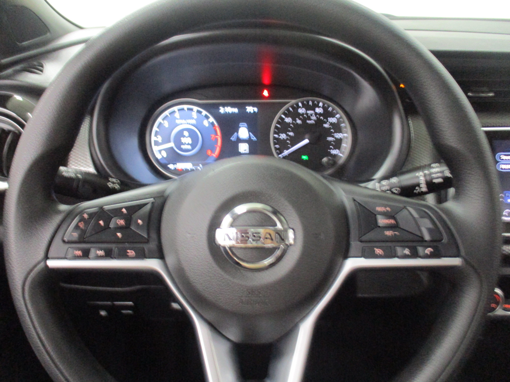 Used 2020 Nissan Kicks SV w/ Exterior Package FWD image 25
