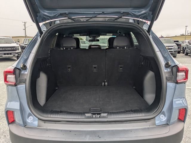 Used 2025 Ford Escape ST-Line Select AWD/4WD image 12