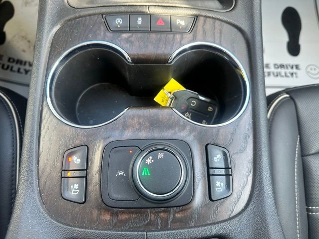 Used 2020 GMC Acadia Denali image 29