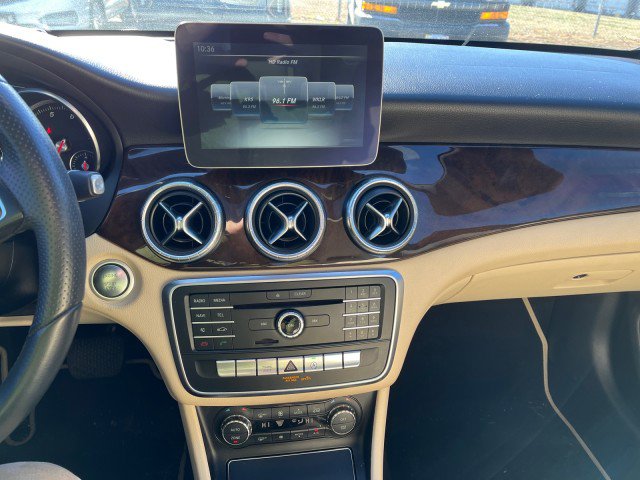 Used 2018 Mercedes-Benz CLA 250 image 22