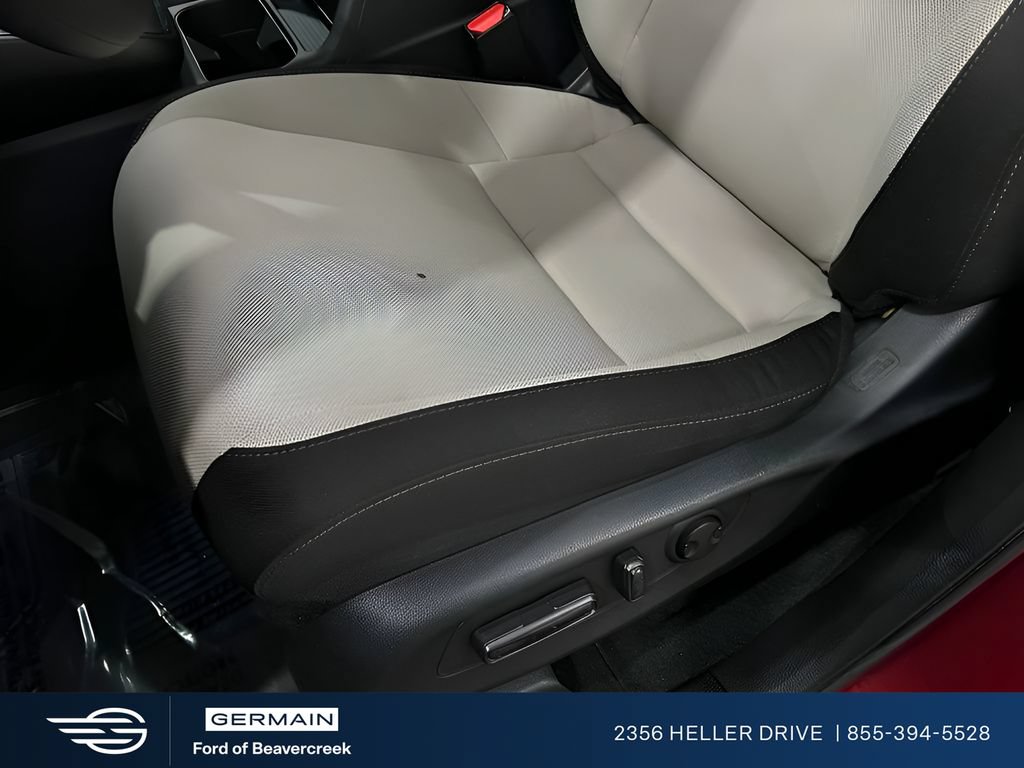 Used 2025 Honda CR-V EX image 13