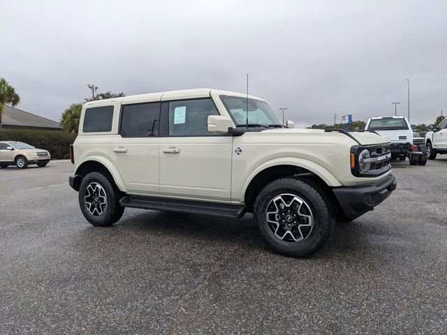 New 2025 Ford Bronco Outer Banks AWD/4WD image 2