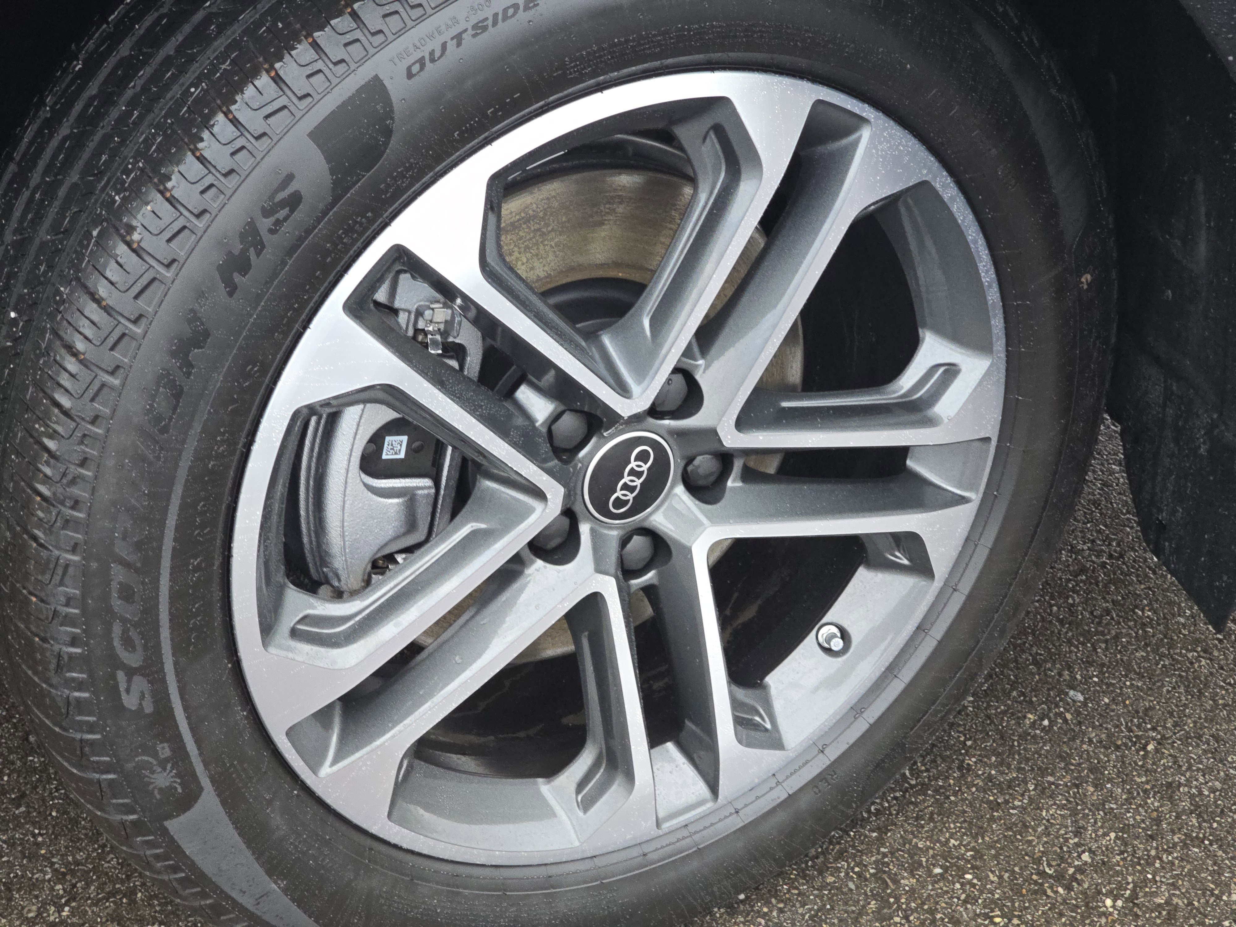 New 2025 Audi Q5 Premium Plus image 15