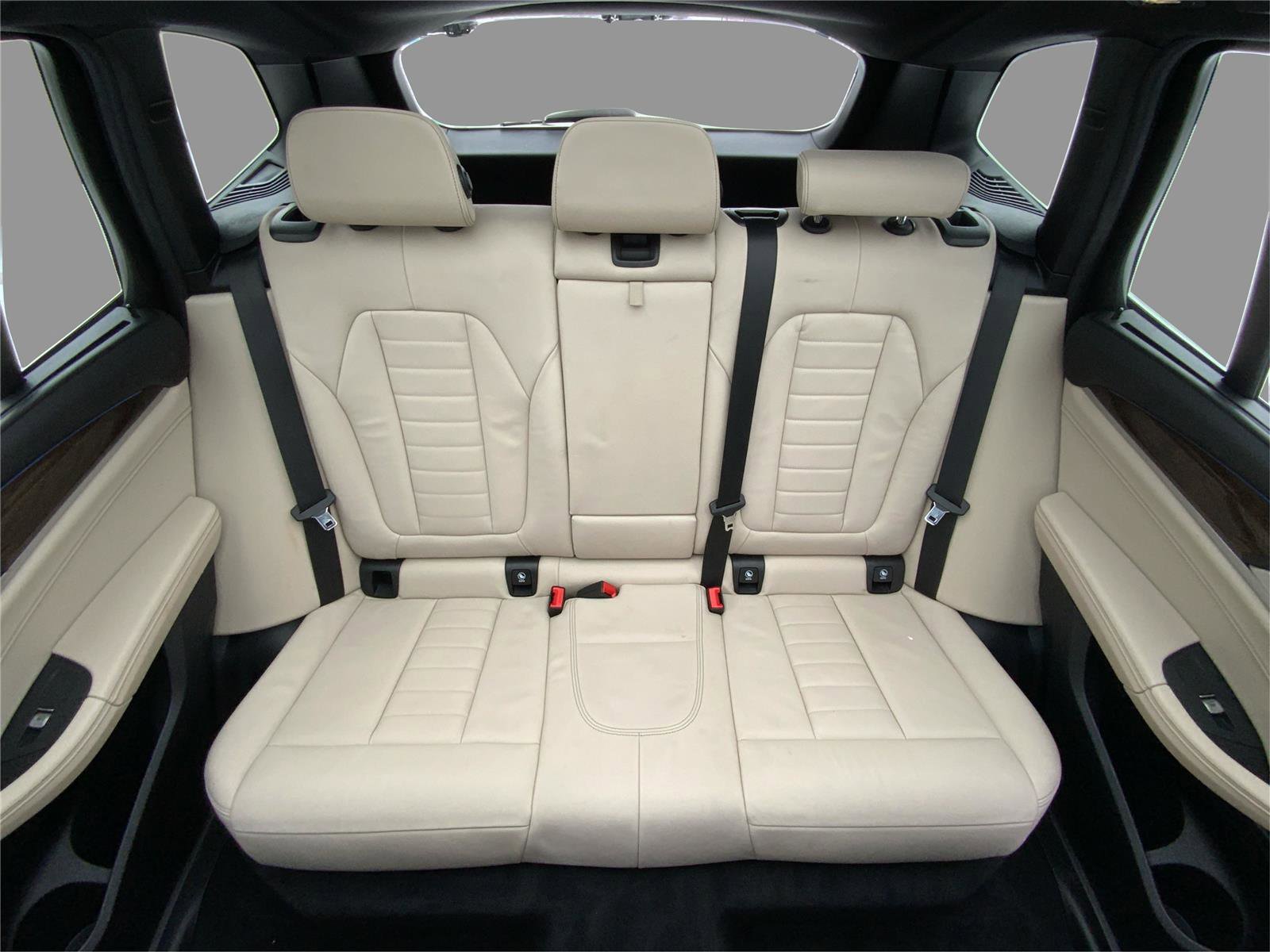 Used 2021 BMW X3 xDrive30e w/ Convenience Package image 13