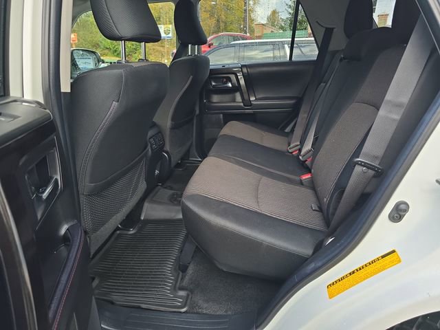 Used 2022 Toyota 4Runner TRD Off-Road image 27