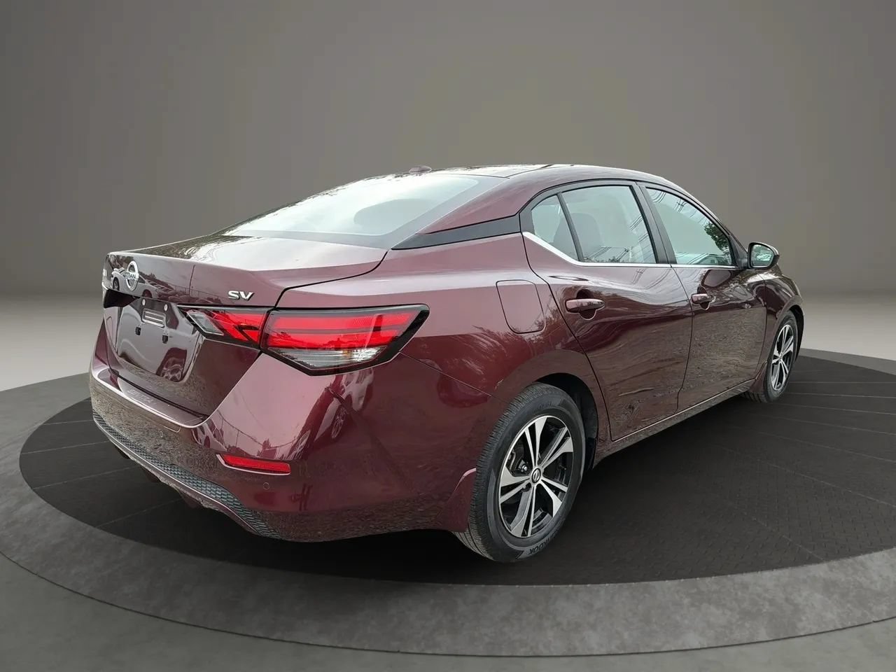 Used 2021 Nissan Sentra SV FWD image 5